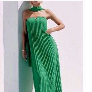 NWT Lulus Lael Green Pleated Strapless Maxi Dress and Scarf Set Medium